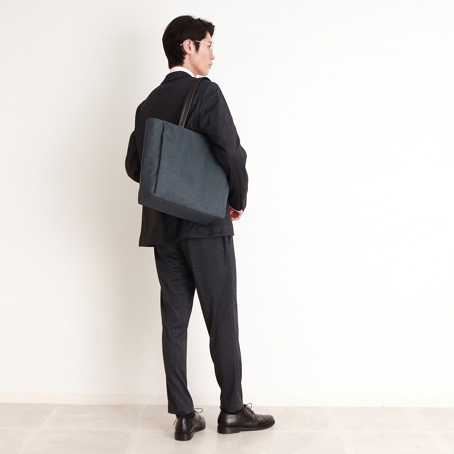 THE SHOP TK「10ポケット軽量マルチトート ON・OFF兼用／PCポケット付き」|トートバッグ|