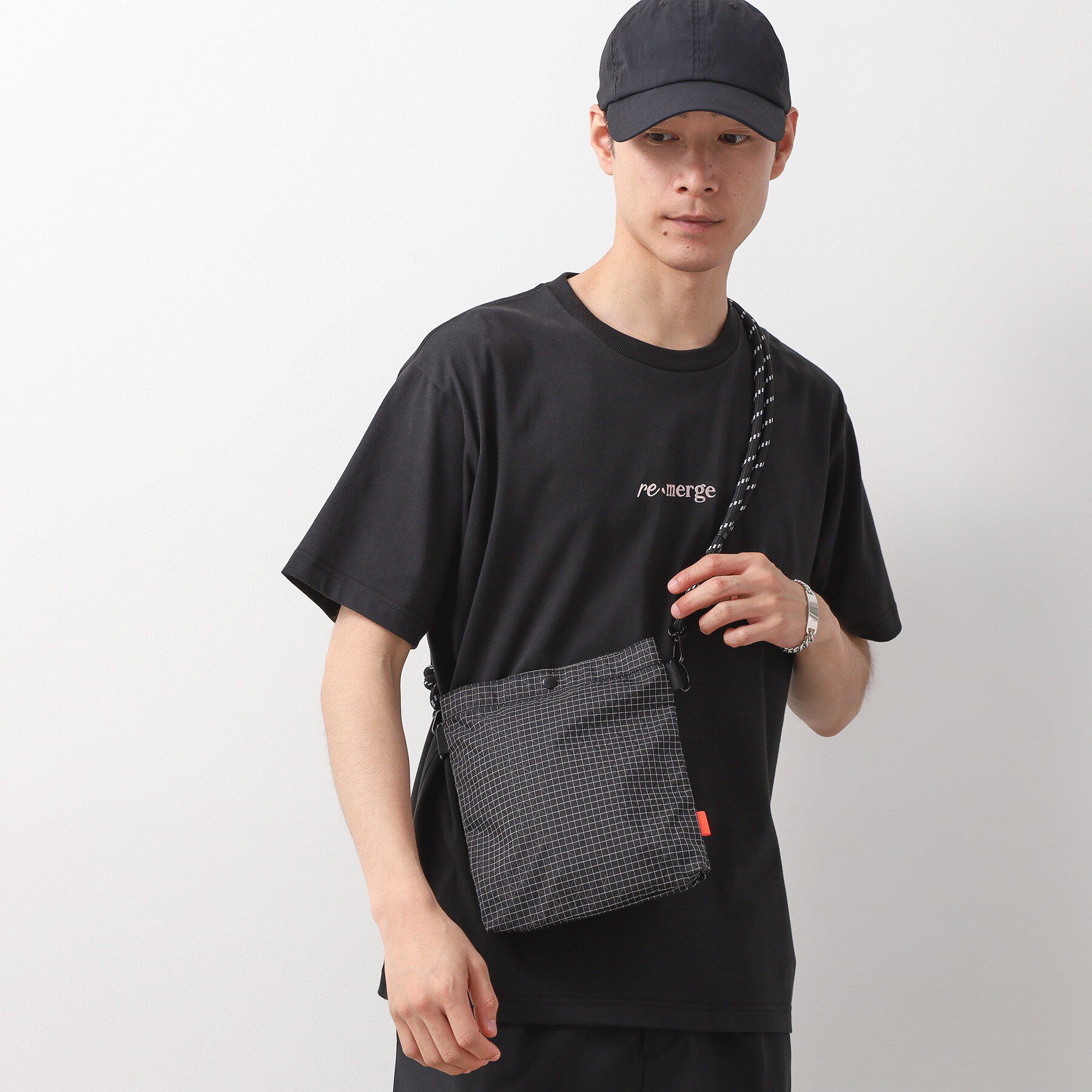 THE SHOP TK「ナイロンスクエアサコッシュ 【ユニセックス／軽量】」|ショルダー・メッセンジャー|