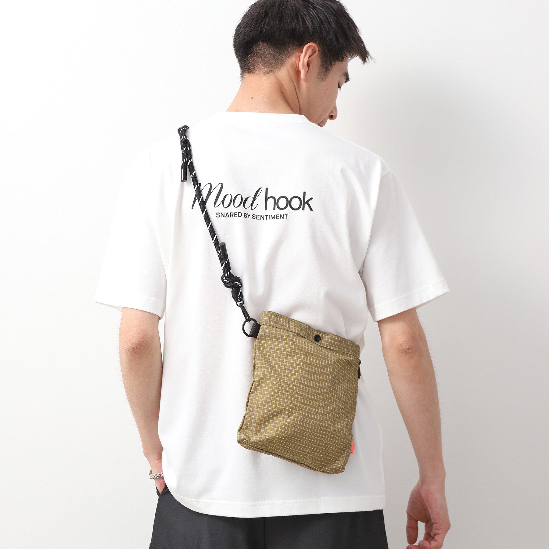 THE SHOP TK「ナイロンスクエアサコッシュ 【ユニセックス／軽量】」|ショルダー・メッセンジャー|