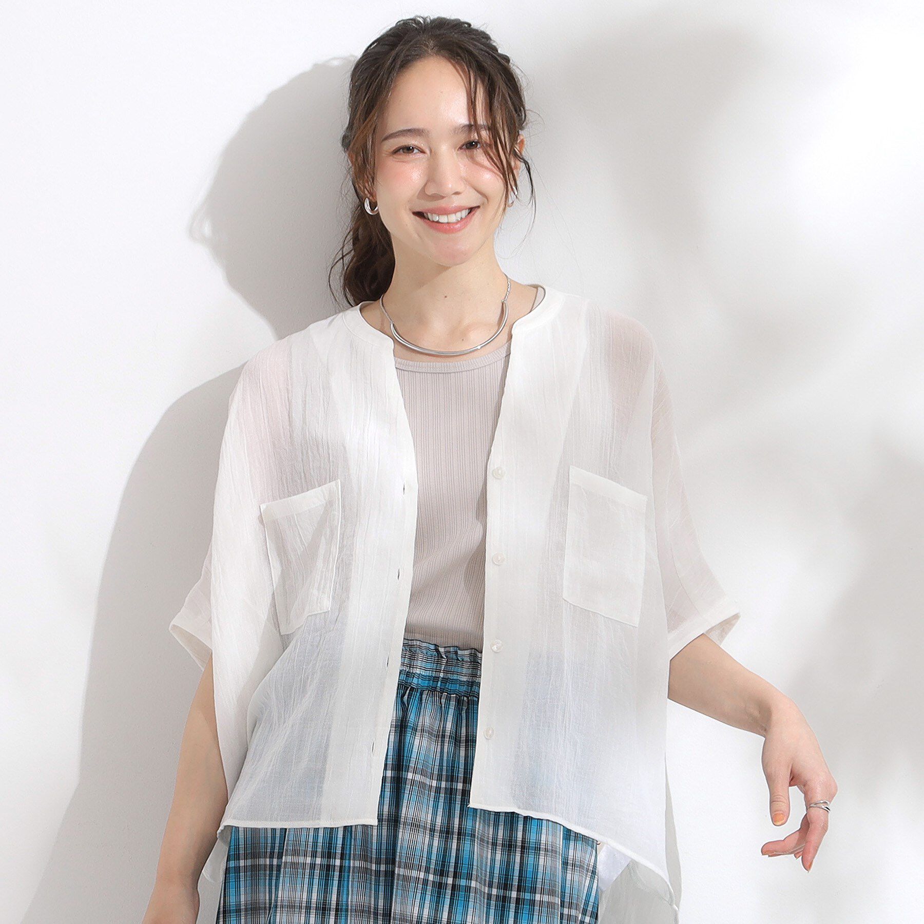 SHOO･LA･RUE「程よいシアー感 ポケットドルマン5分袖シャツ」|シャツ・ブラウス|