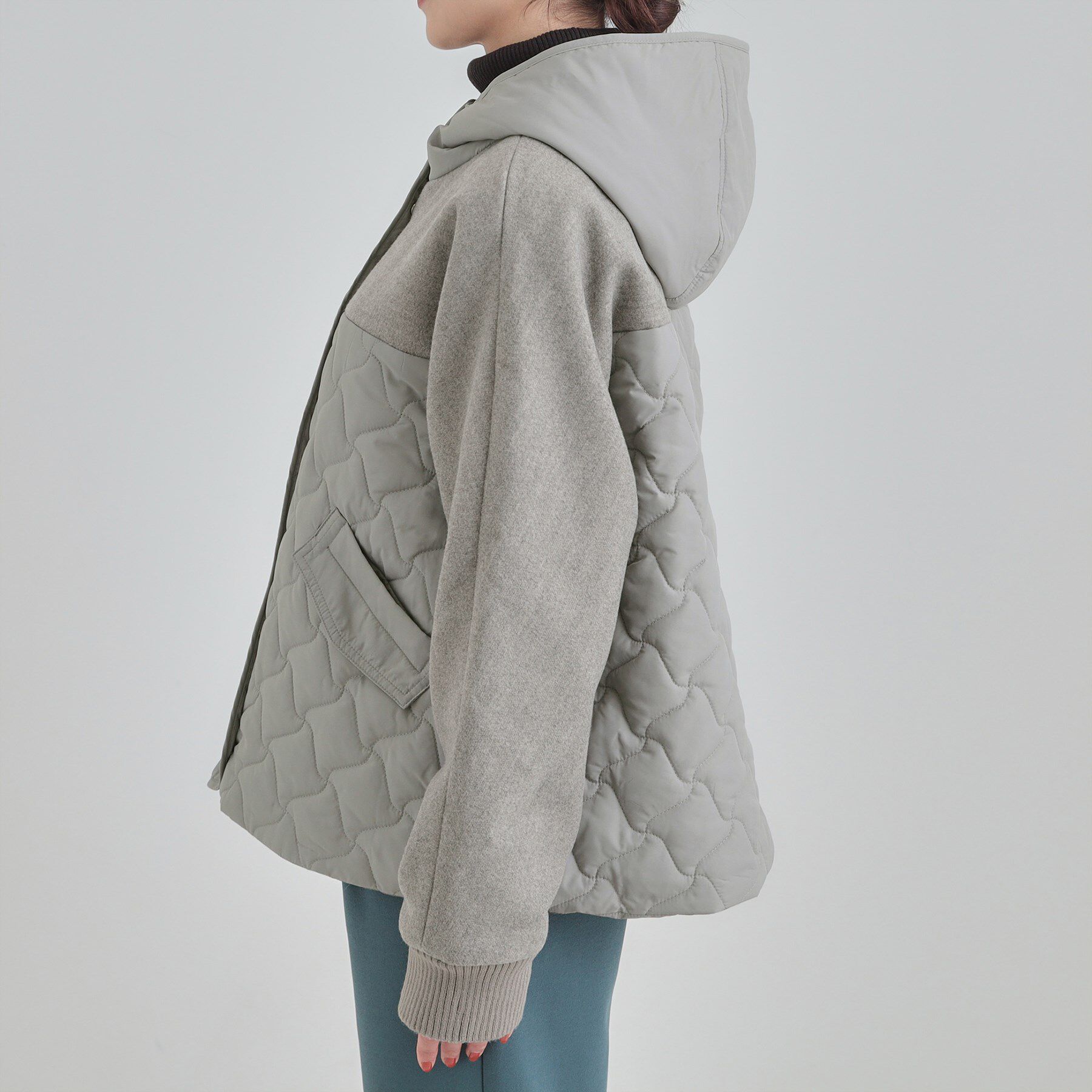 SHOO･LA･RUE「【S-LL】異素材使いが目を惹く キルトフードブルゾン」|ブルゾン・スタジャン|