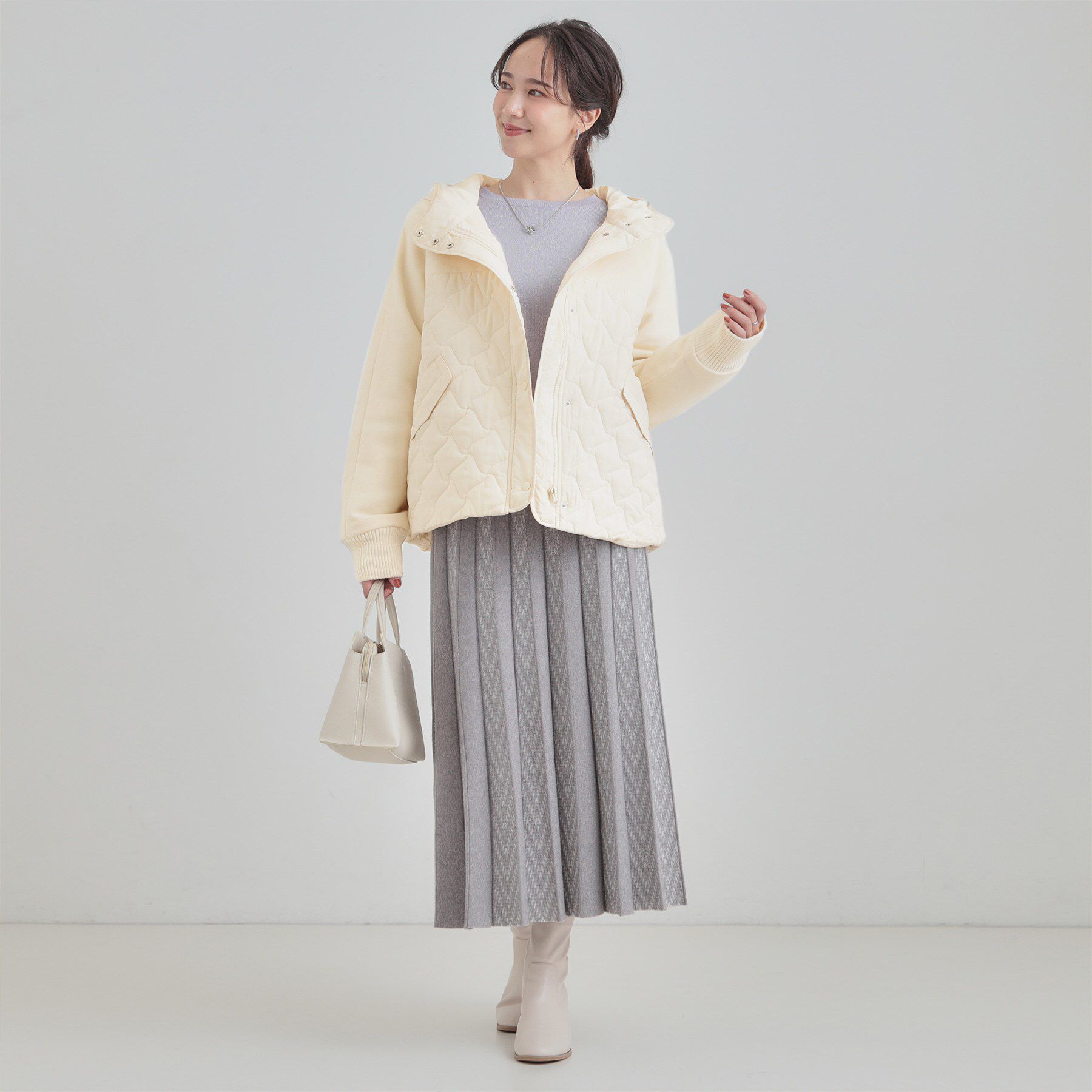 SHOO･LA･RUE「【S-LL】異素材使いが目を惹く キルトフードブルゾン」|ブルゾン・スタジャン|