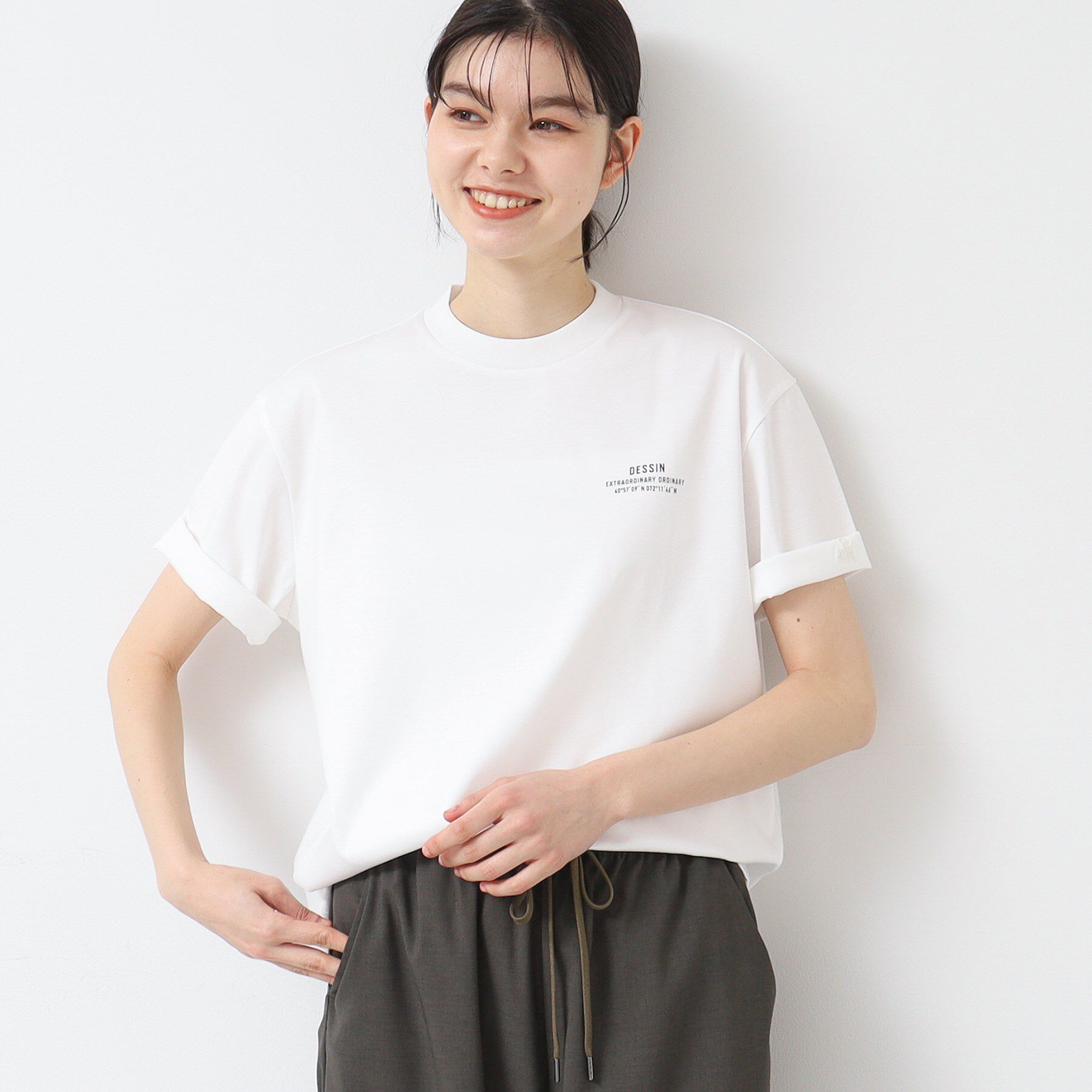 Dessin「【ユニセックス】ポイントロゴTシャツ」|Tシャツ・カットソー|