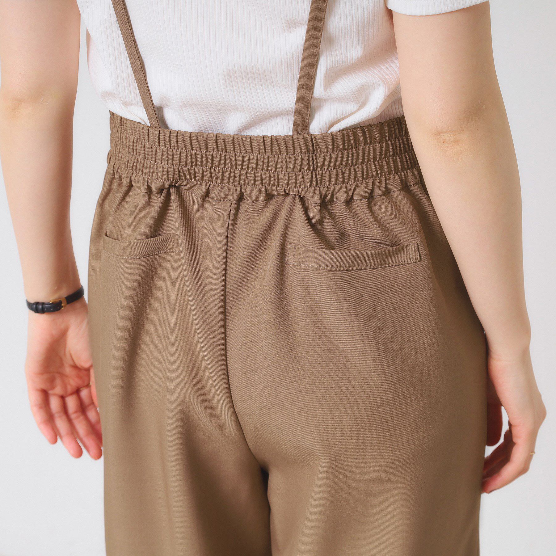 ITS&rsquo;DEMO「【手洗い可／セットアップ可】サス付きワイドパンツ」|その他|