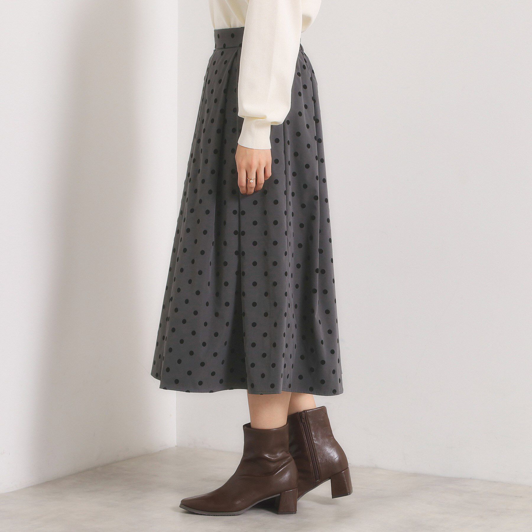 ITS&rsquo;DEMO「【手洗い可】フロッキードットスカート」|スカート|