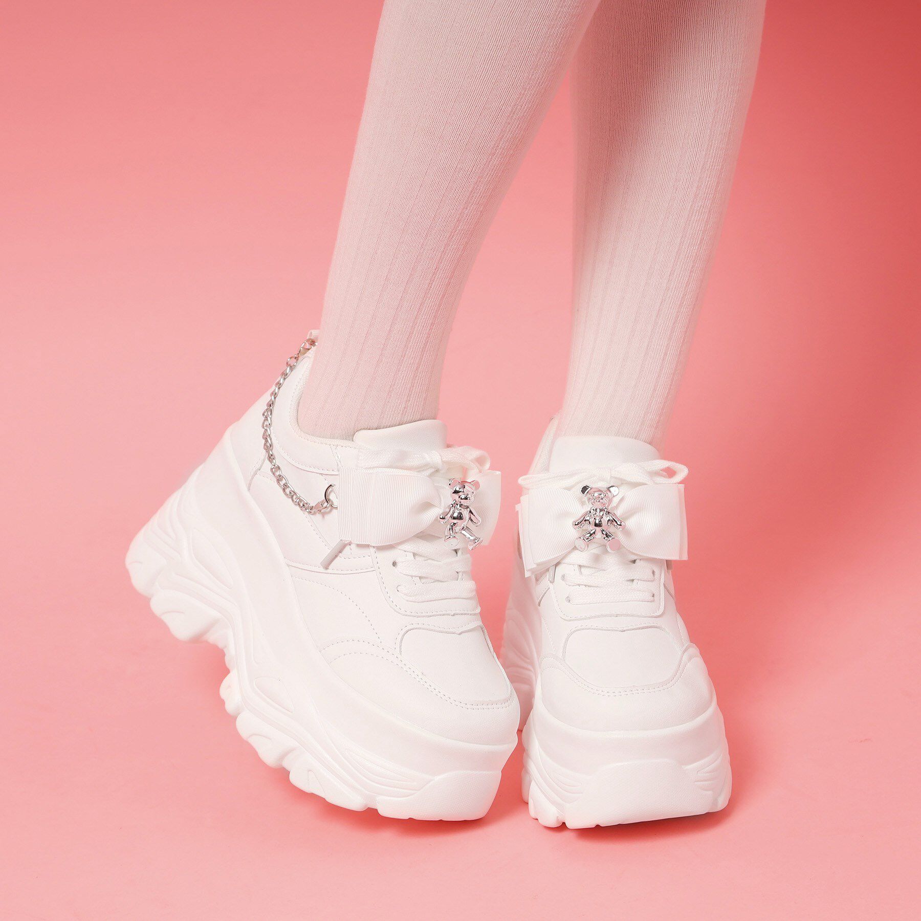 csT&P「クマ&times;チェ―ン付き厚底インヒールスニーカー」|スニーカー|