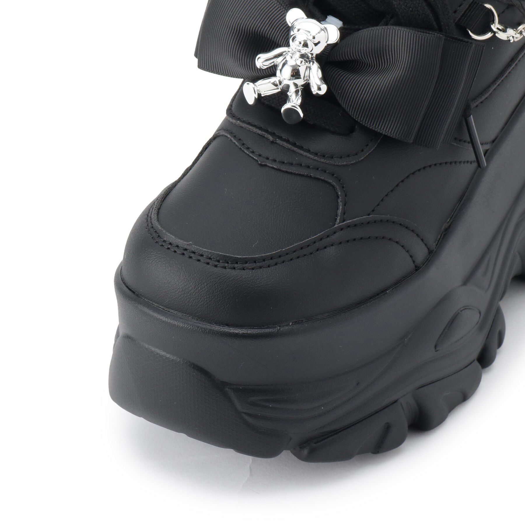 csT&P「クマ&times;チェ―ン付き厚底インヒールスニーカー」|スニーカー|