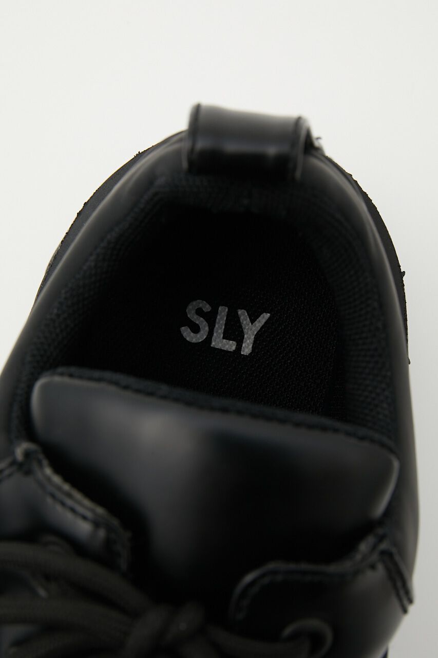 SLY「MULTI PIECE TECH スニーカー」|スニーカー|