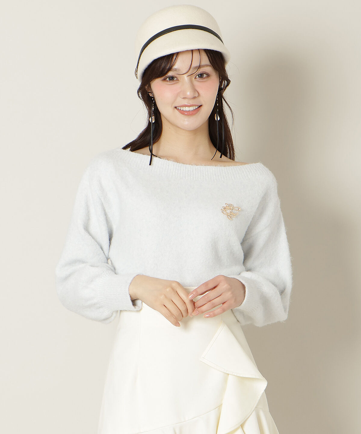 WILLSELECTION「ブローチ付きオフショルニット」|ニット・セーター|サックス