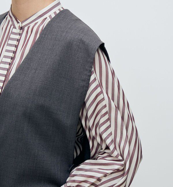 TOMORROWLAND collection「ラメグレー Vネックジレ」|ベスト・ジレ|