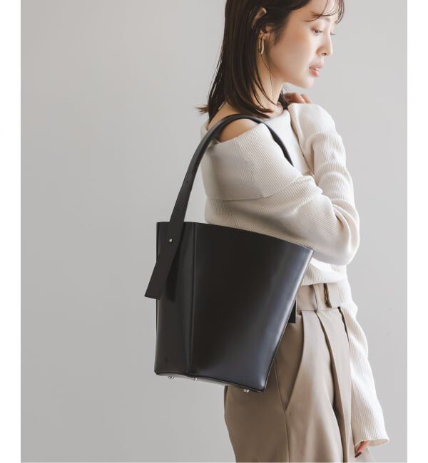 NOBLE「&MyuQ/アンドミューク LIBER」|ショルダー・メッセンジャー|