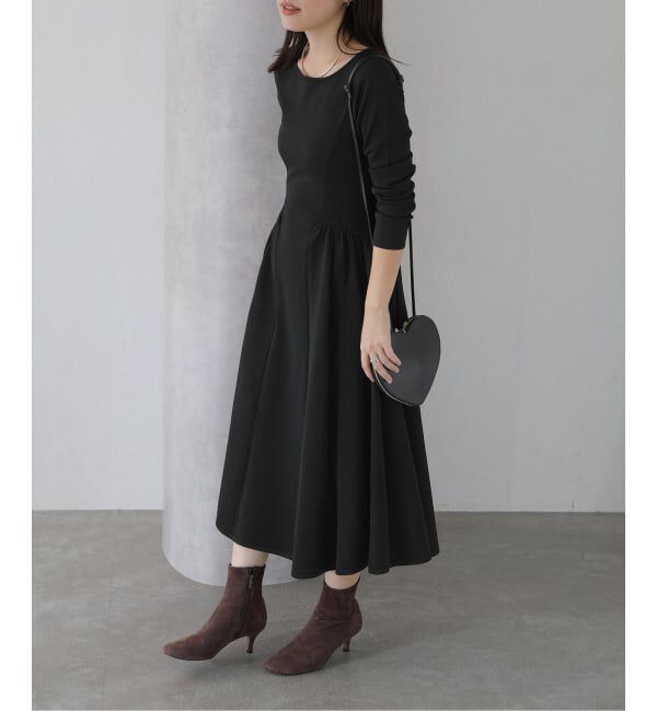  「フィットフレアニットワンピース」|ワンピース|ブラック