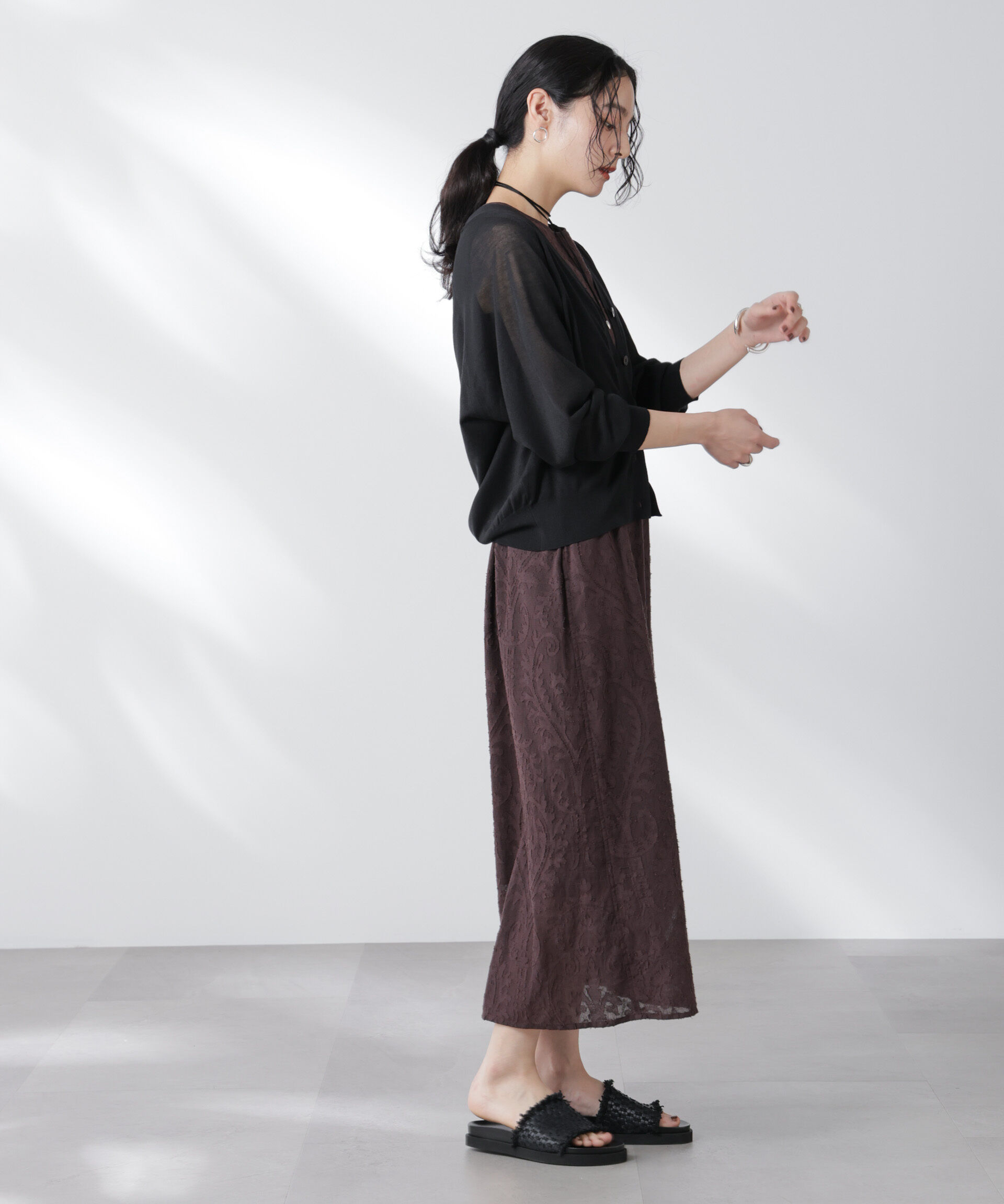 nano･universe「コットンスパークシアーＶネックカーディガン」|ニット・セーター|