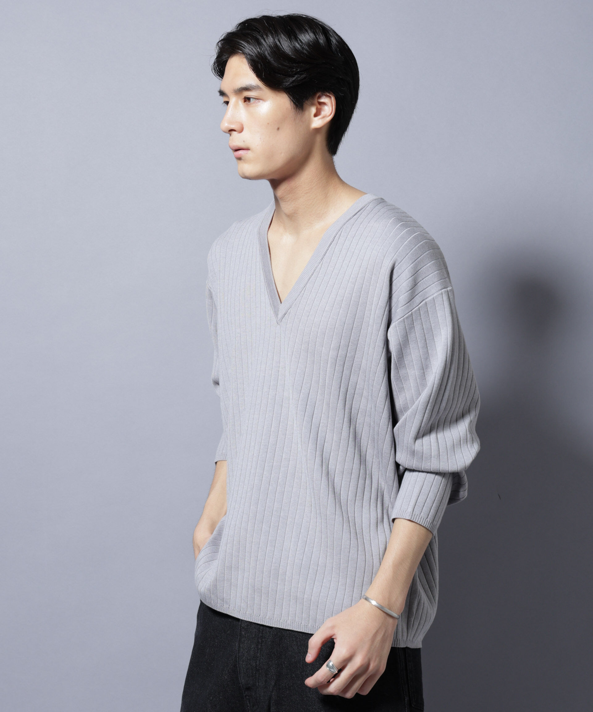 nano･universe「CICA&UVカット リブニットVネック」|ニット・セーター|