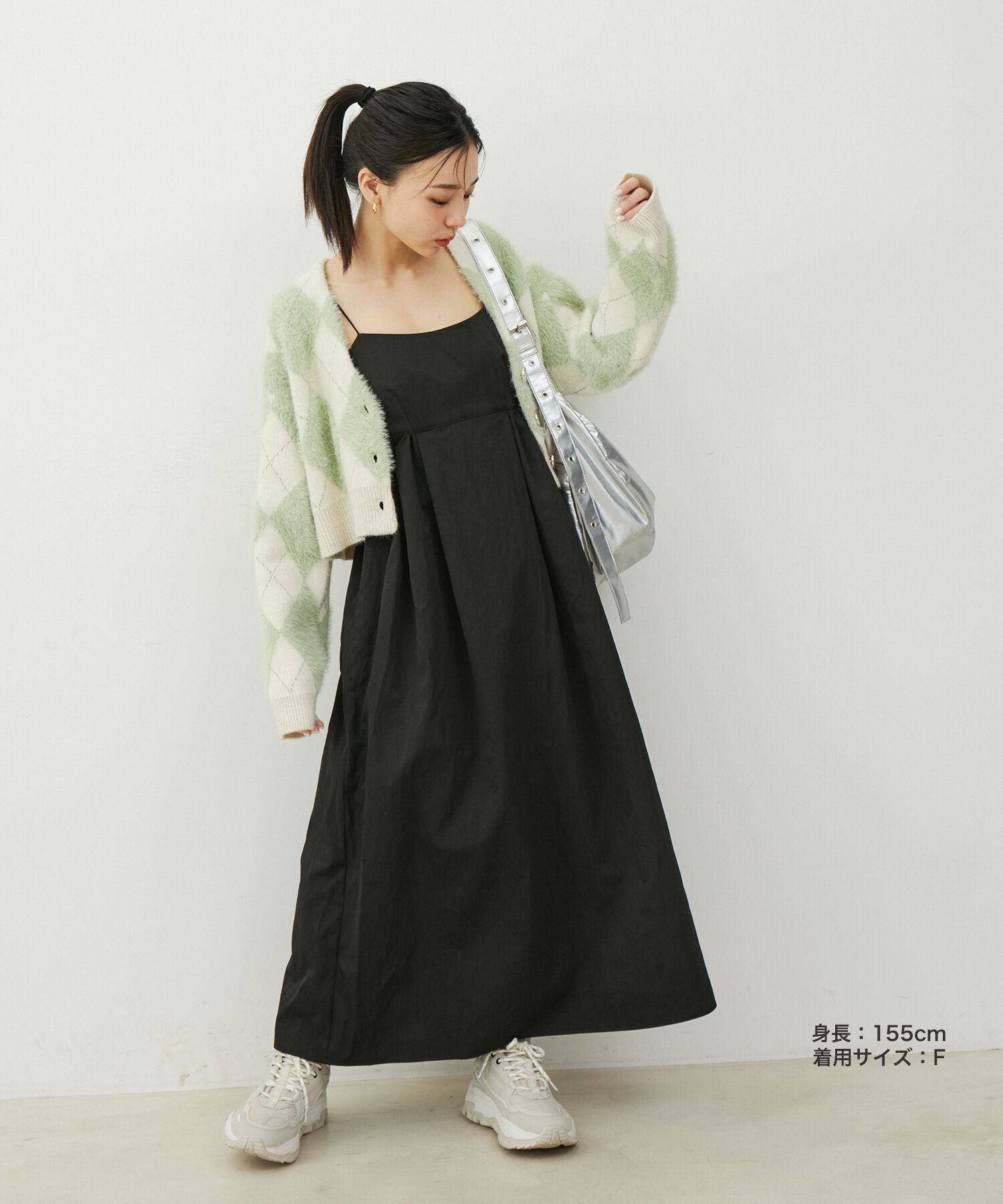 VIS「【洗える】サイド開きロングキャミワンピース」|ワンピース|