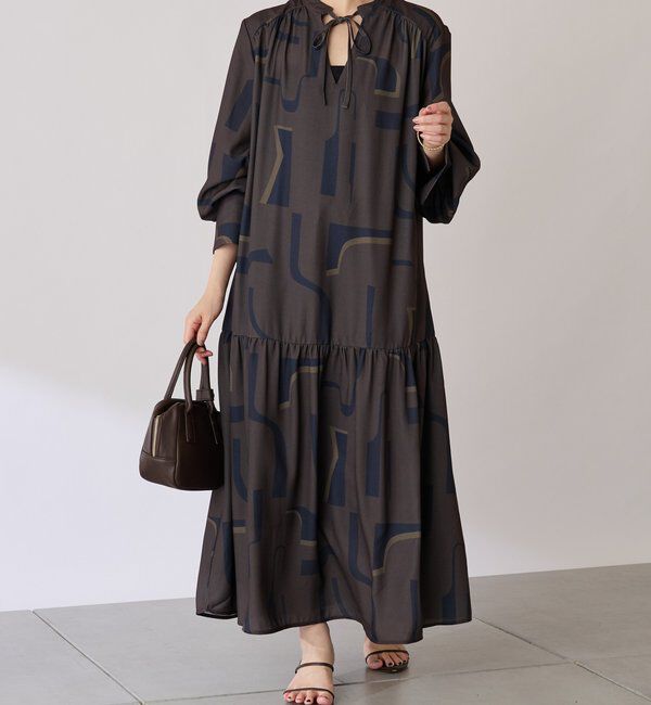  「幾何学柄ワンピース」|ワンピース|ブラウン