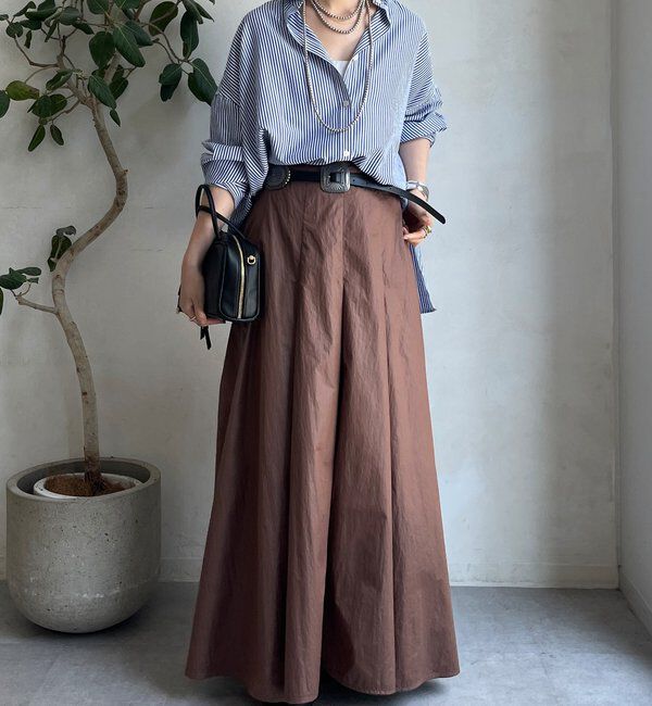  「シャイニータックフレアスカート」|スカート|