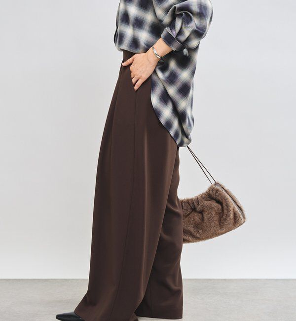  「【ウォッシャブル】【シーズンレスで使える】タックワイドスラックス」|チノ|