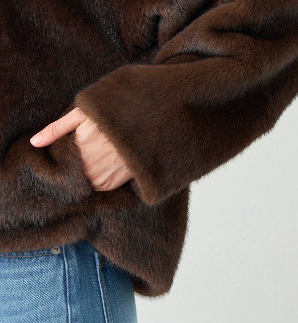  「【シーズンムード高まる】ミンクライクショートコート」|その他|