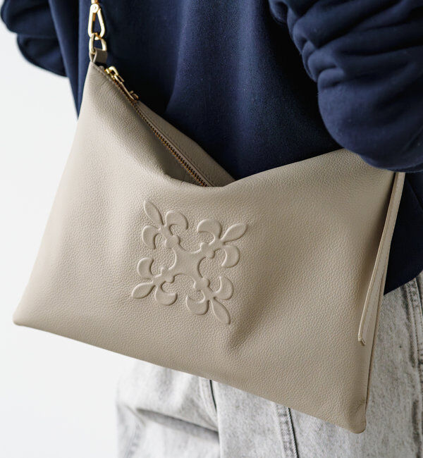  「エンボスモノグラムショルダーバッグ」|ショルダー・メッセンジャー|