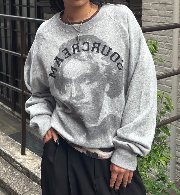  「【Sourcream】 GREAT FIGURE SWEATSHIRT」|Tシャツ・カットソー|グレー