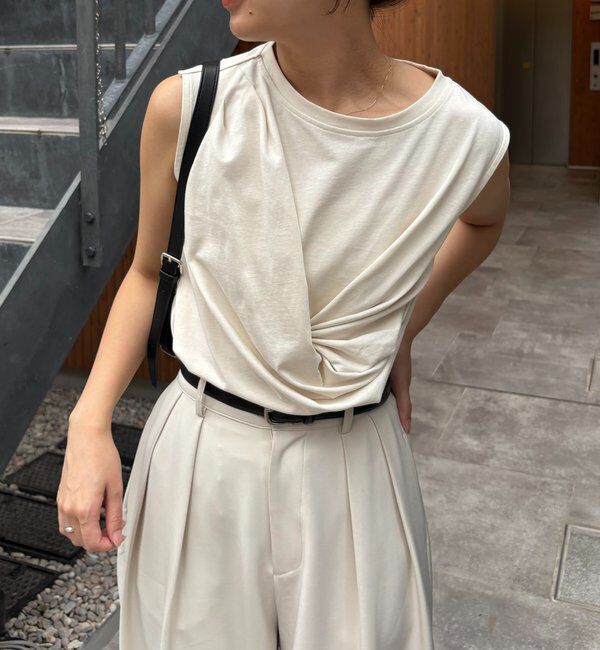  「【高見え素材/ウエスト周りカバー】ツイストドレープTシャツ」|Tシャツ・カットソー|