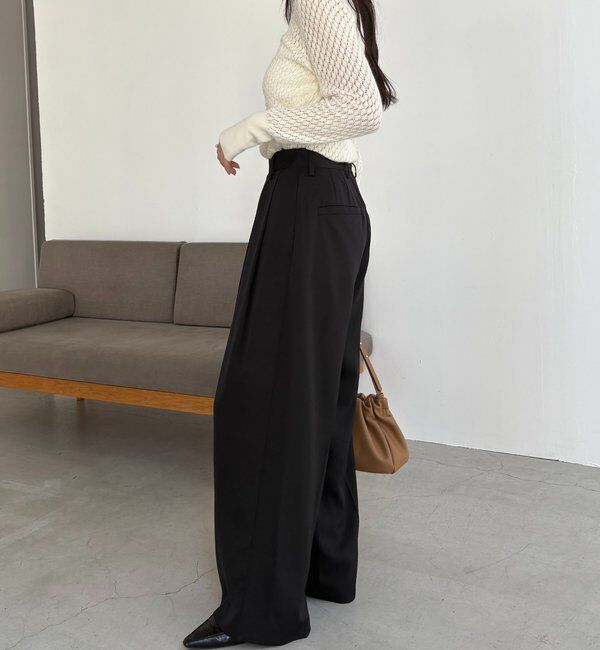  「【選べる4サイズ展開/全骨格細見え】すっきりスラックスワイドパンツ」|チノ|