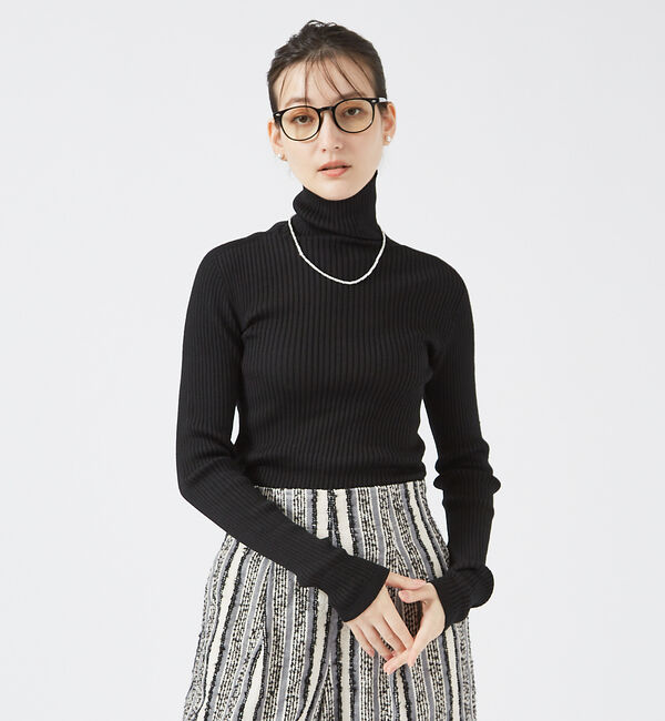 qualite「【日本製/2024AW】シームレスタートルニット」|ニット・セーター|ブラック