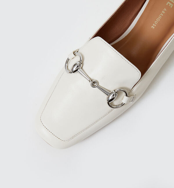 AU BANNISTER「バブーシュビットモカスクエアシューズ」|ローファー|