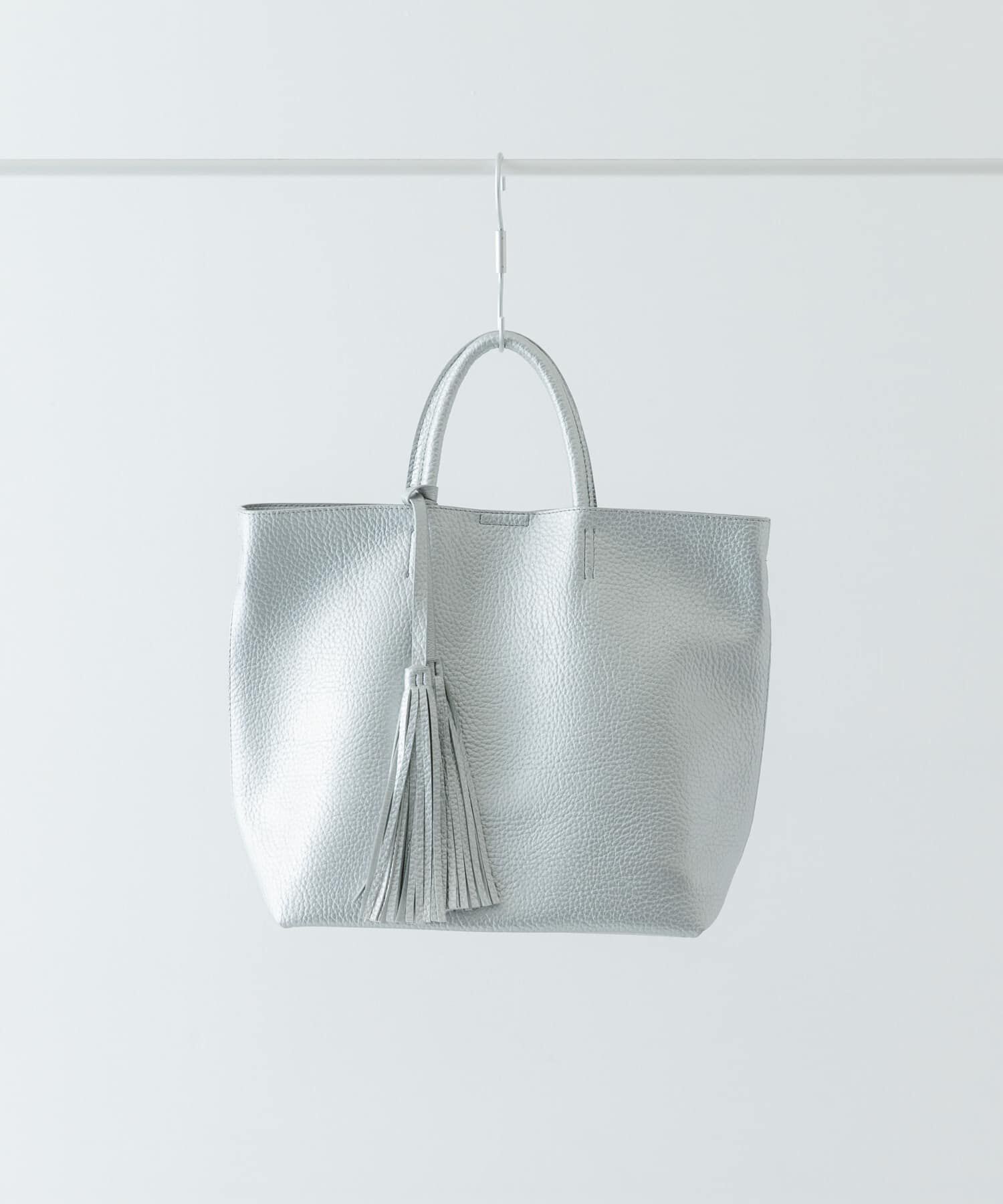 RODE SKO「タッセル軽量2WAYシンプルトートバッグ」|トートバッグ|シルバー