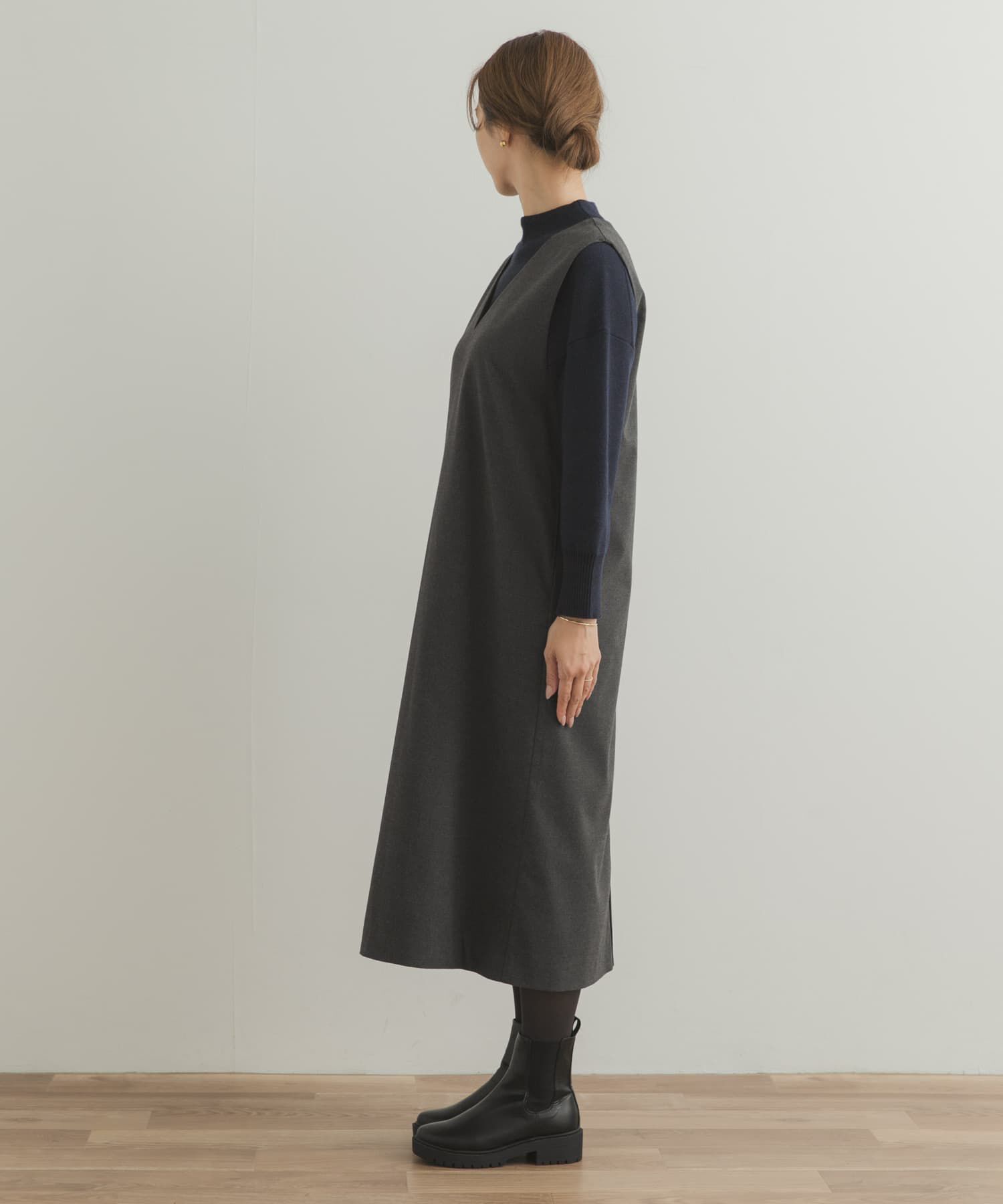 URBAN RESEARCH DOORS「『UR TECH』ストレートラインジャンパースカート」|ワンピース|