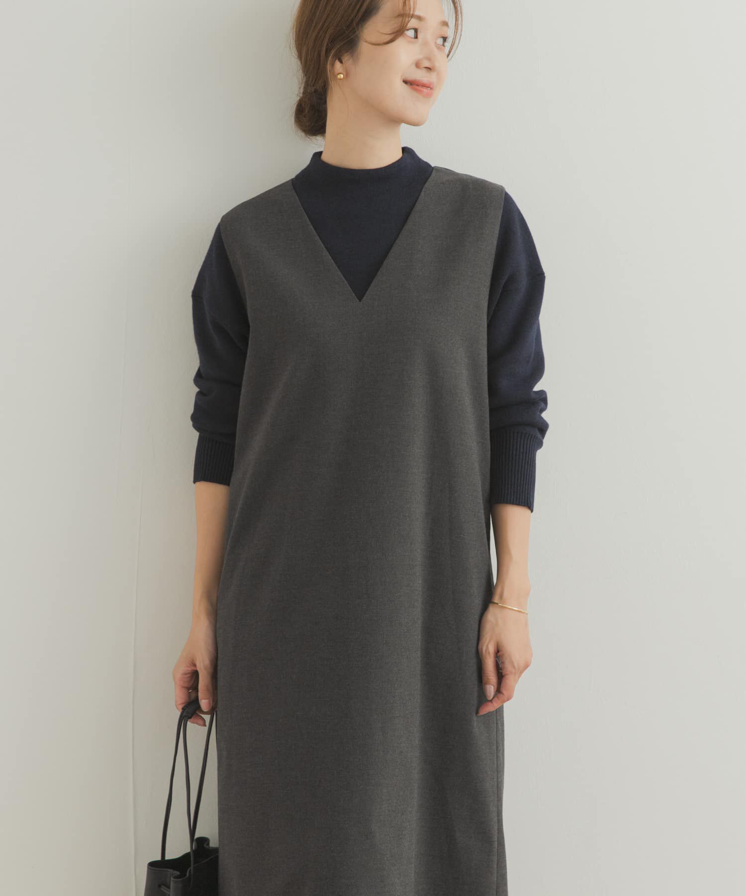 URBAN RESEARCH DOORS「『UR TECH』ストレートラインジャンパースカート」|ワンピース|