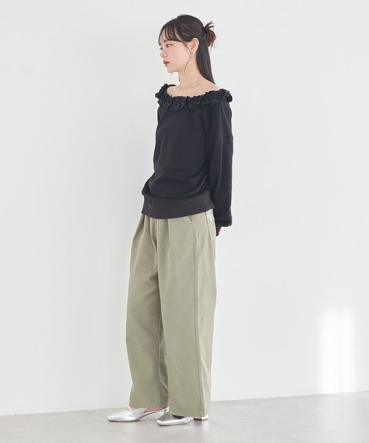 earth music&ecology「フリルオフショルウラケスウェット」|スウェット・ジャージ|