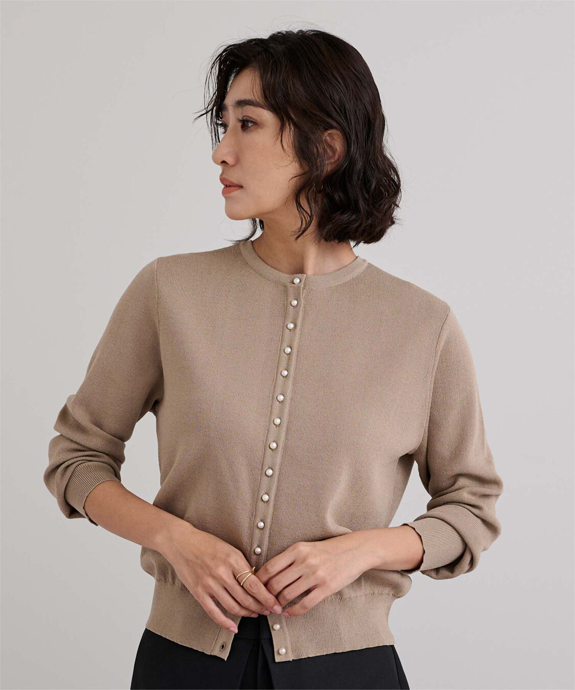 ur's「2wayパール釦ニットカーディガン」|ニット・セーター|モカ