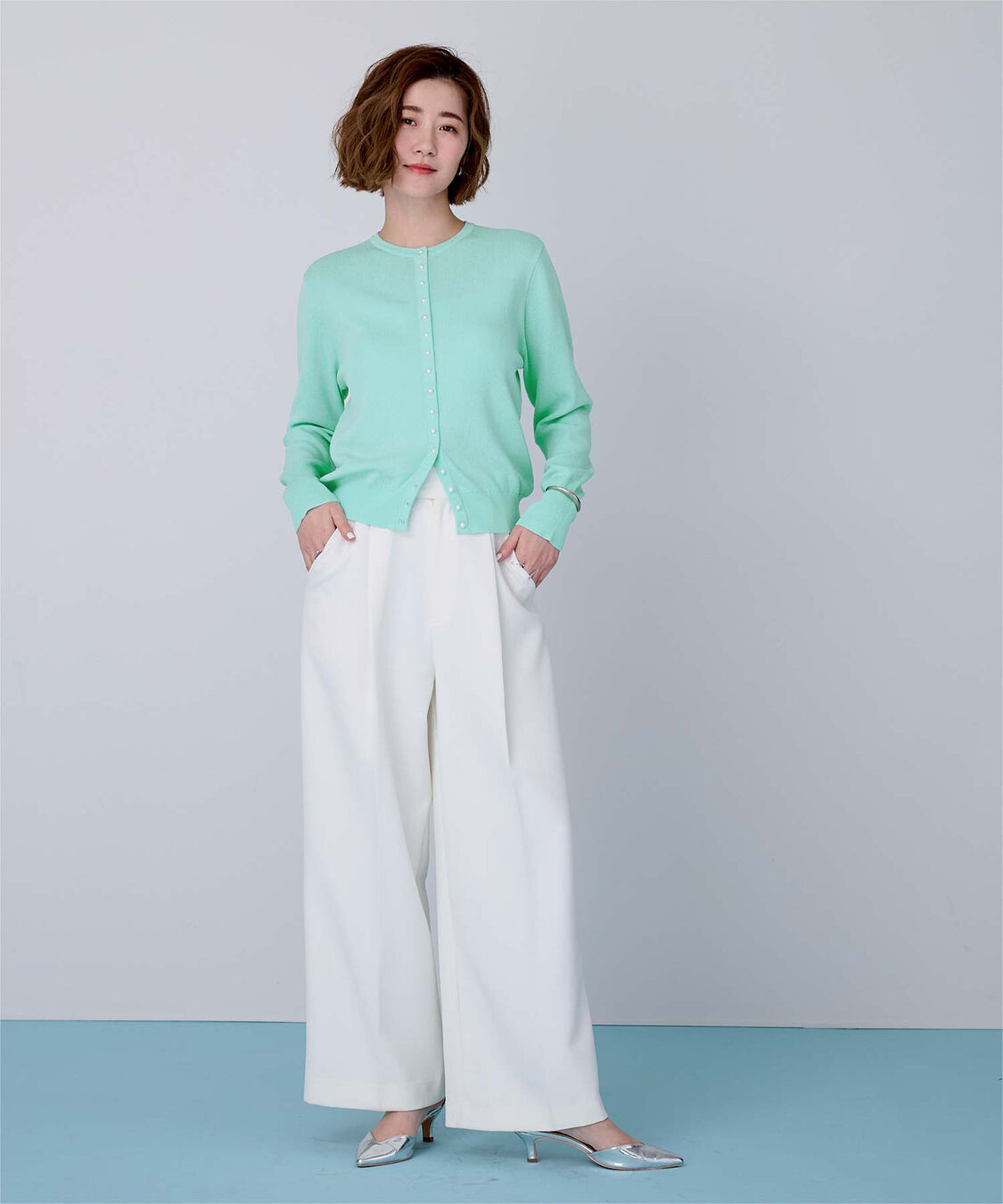 ur's「2wayパール釦ニットカーディガン」|ニット・セーター|