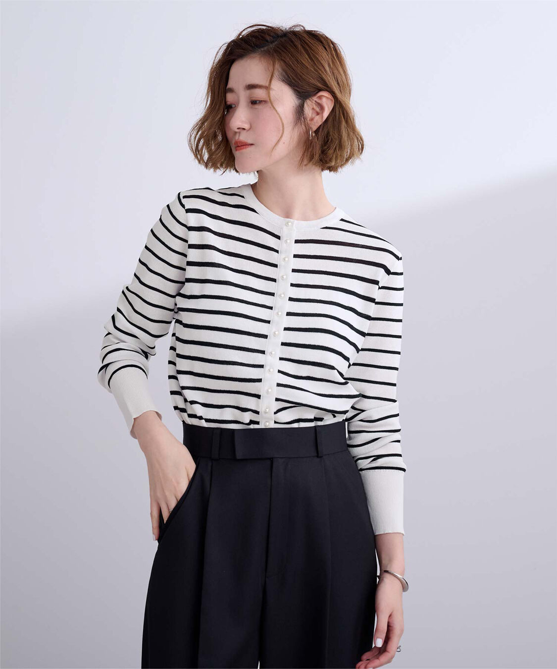 ur's「2wayパール釦ニットカーディガン」|ニット・セーター|