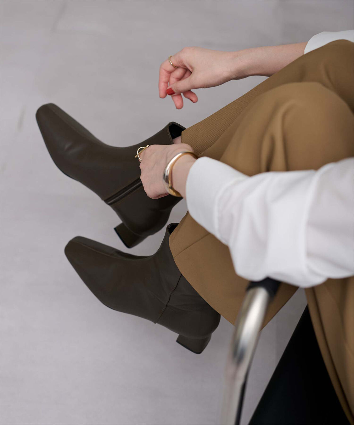 ur's「4.5cmスクエアトゥブーツ」|ショートブーツ|