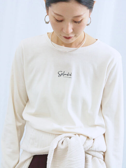 Samansa Mos2 blue「ワンポイント刺繍プルオーバー」|Tシャツ・カットソー|