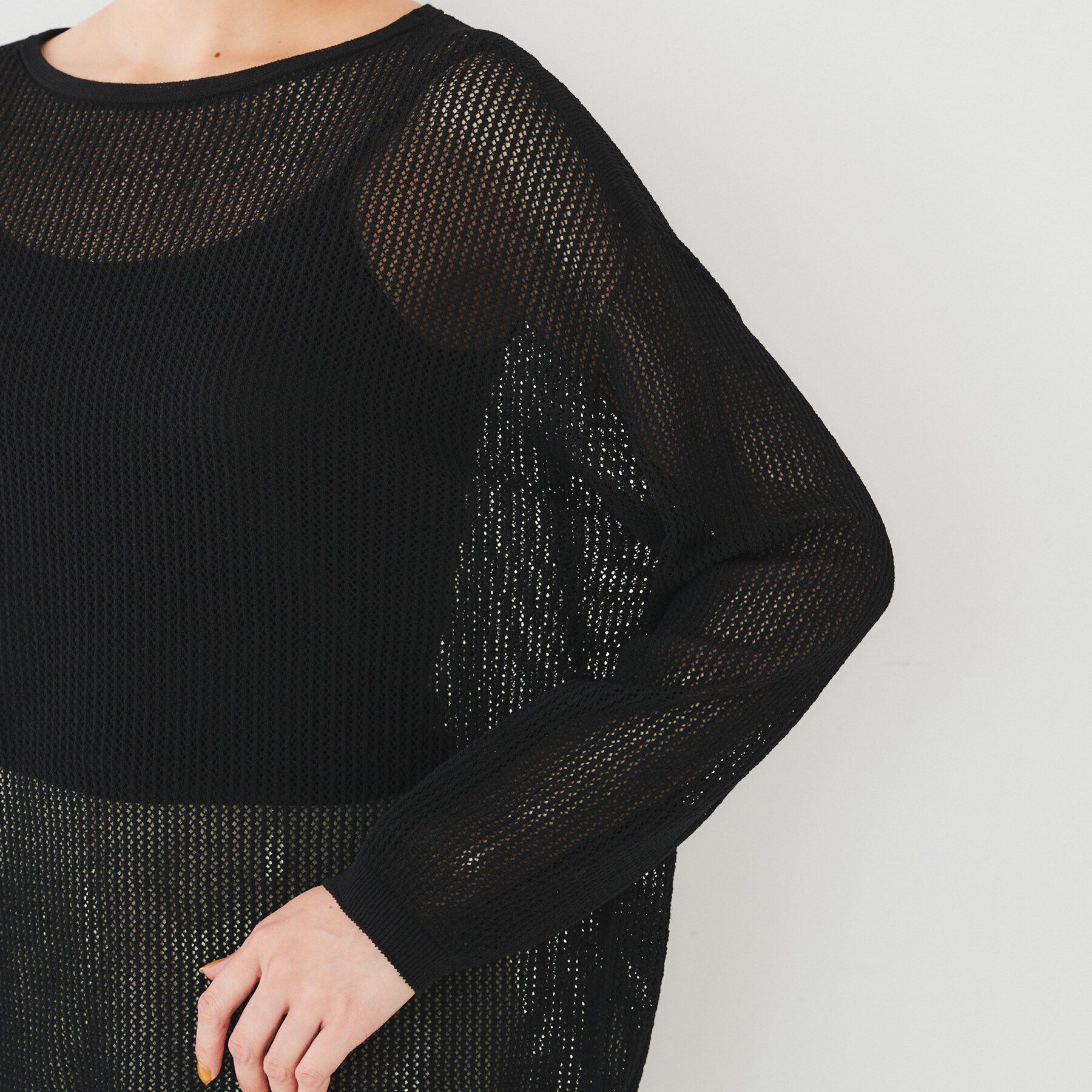 UNTITLED「【ストレッチ/程よい肌見せ】ハイゲージメッシュニット」|ニット・セーター|