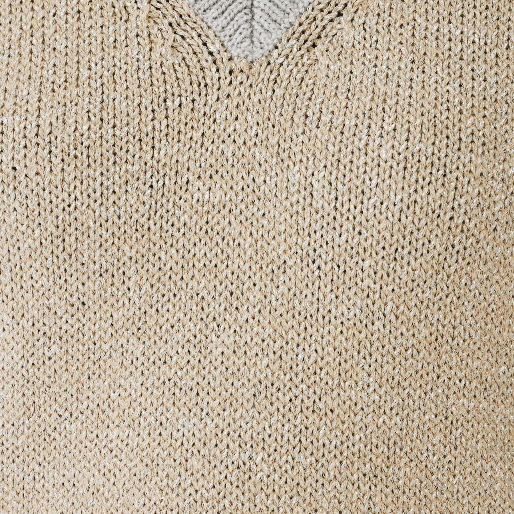 UNTITLED「【オールシーズン/ラメ】Vネックベスト」|ベスト・ジレ|