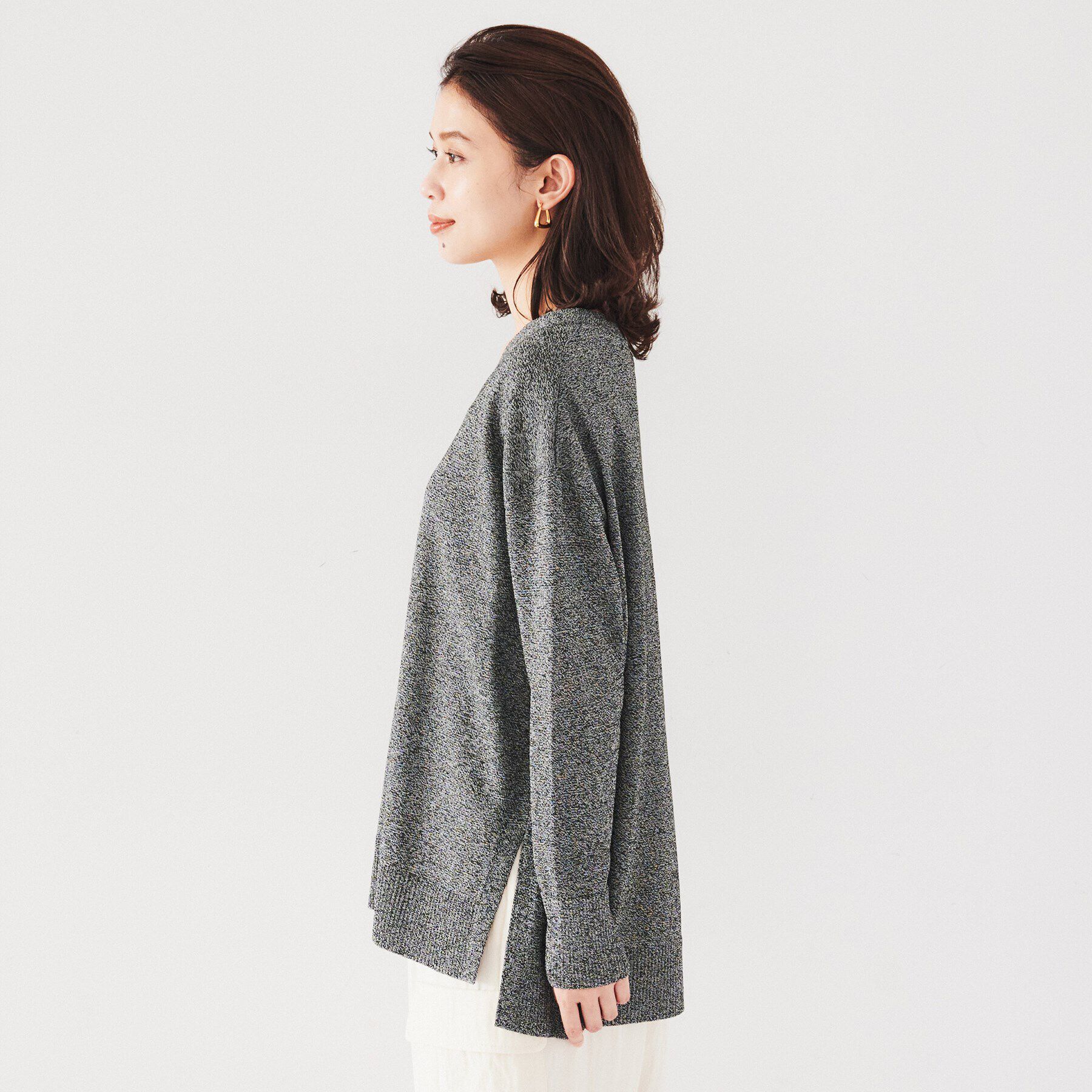 UNTITLED「【薄手/ゆったり/体型カバー】ドライレーヨン Vネックニット」|ニット・セーター|