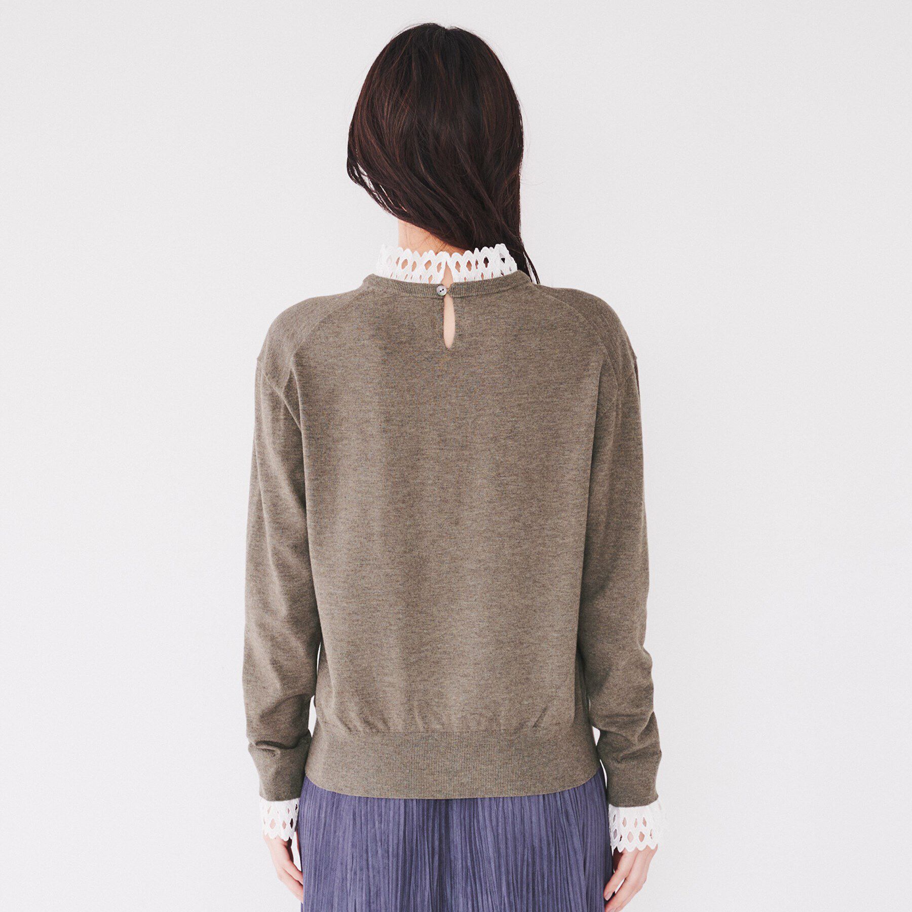 UNTITLED「【レース取り外し可能/2WAY】薄手レーヨン混ストレッチ プルオーバーニット」|ニット・セーター|