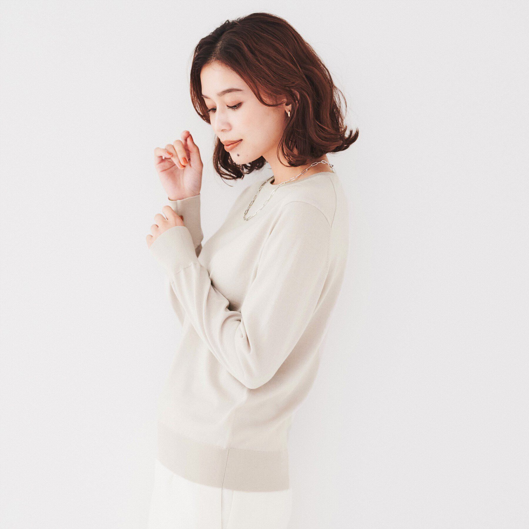 UNTITLED「【アンサンブル可能/8色展開】ウール クルーネックプルオーバーニット」|ニット・セーター|