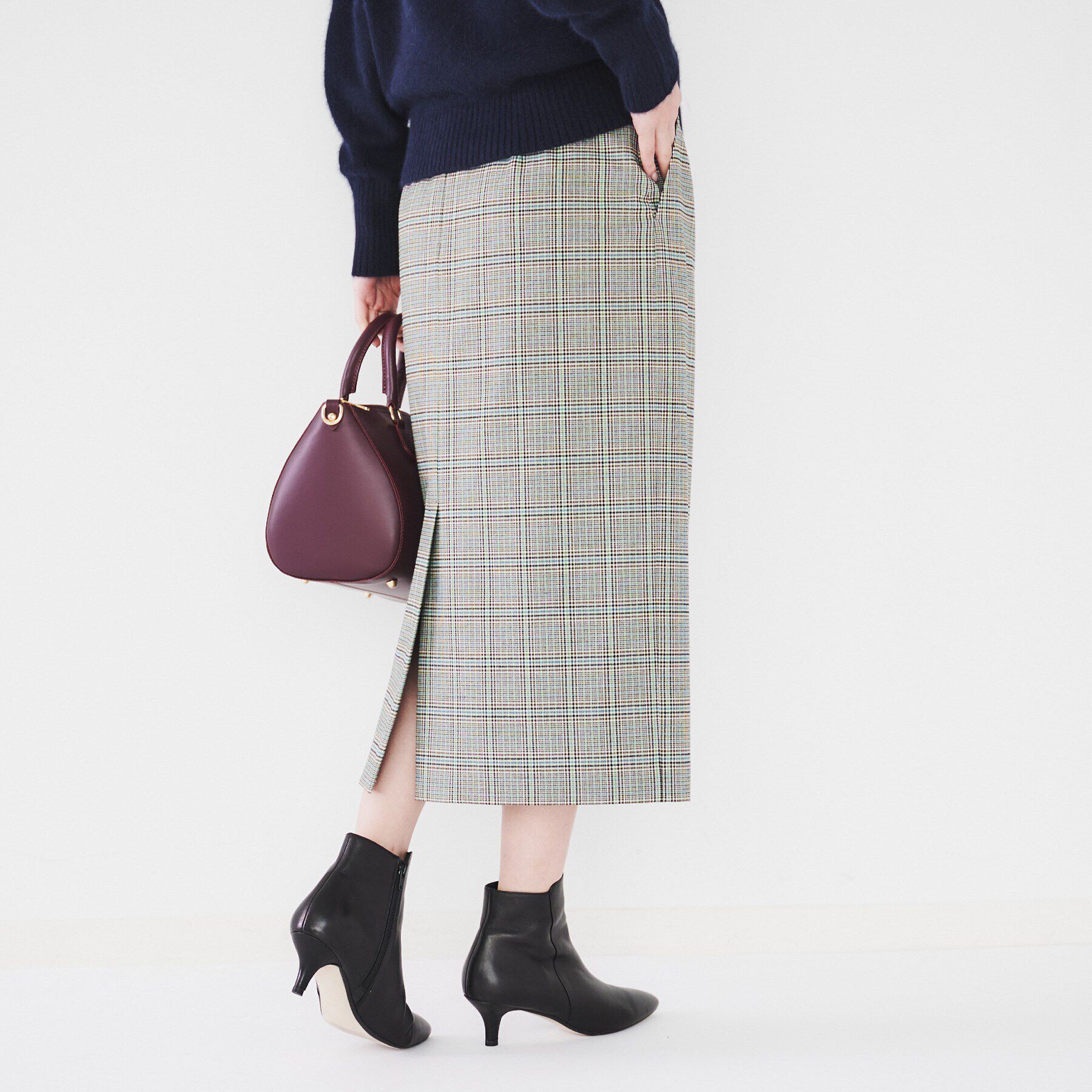 UNTITLED「【後ろウエストゴム/ストレッチ性/日本製】チェックナロースカート」|スカート|