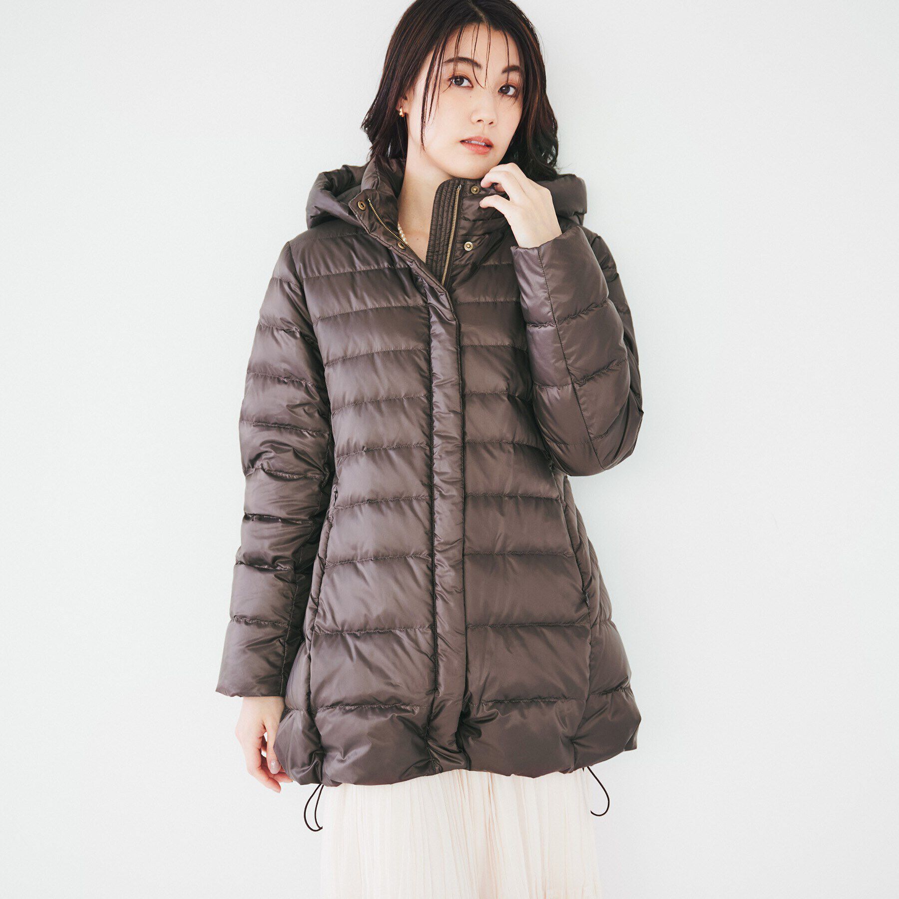 UNTITLED「【撥水/洗える/すっきり】ミディ丈タフタダウンコート」|ダウン|