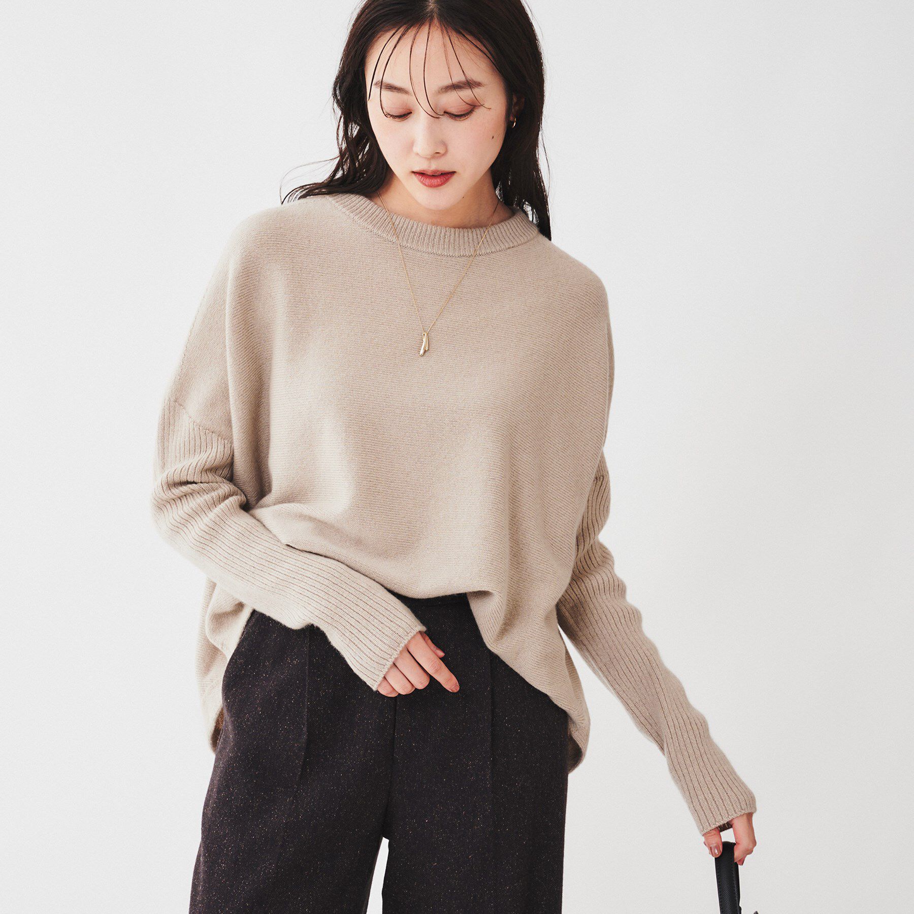 UNTITLED「ウールシルクカシミヤミックス ボートネックプルオーバーニット」|ニット・セーター|