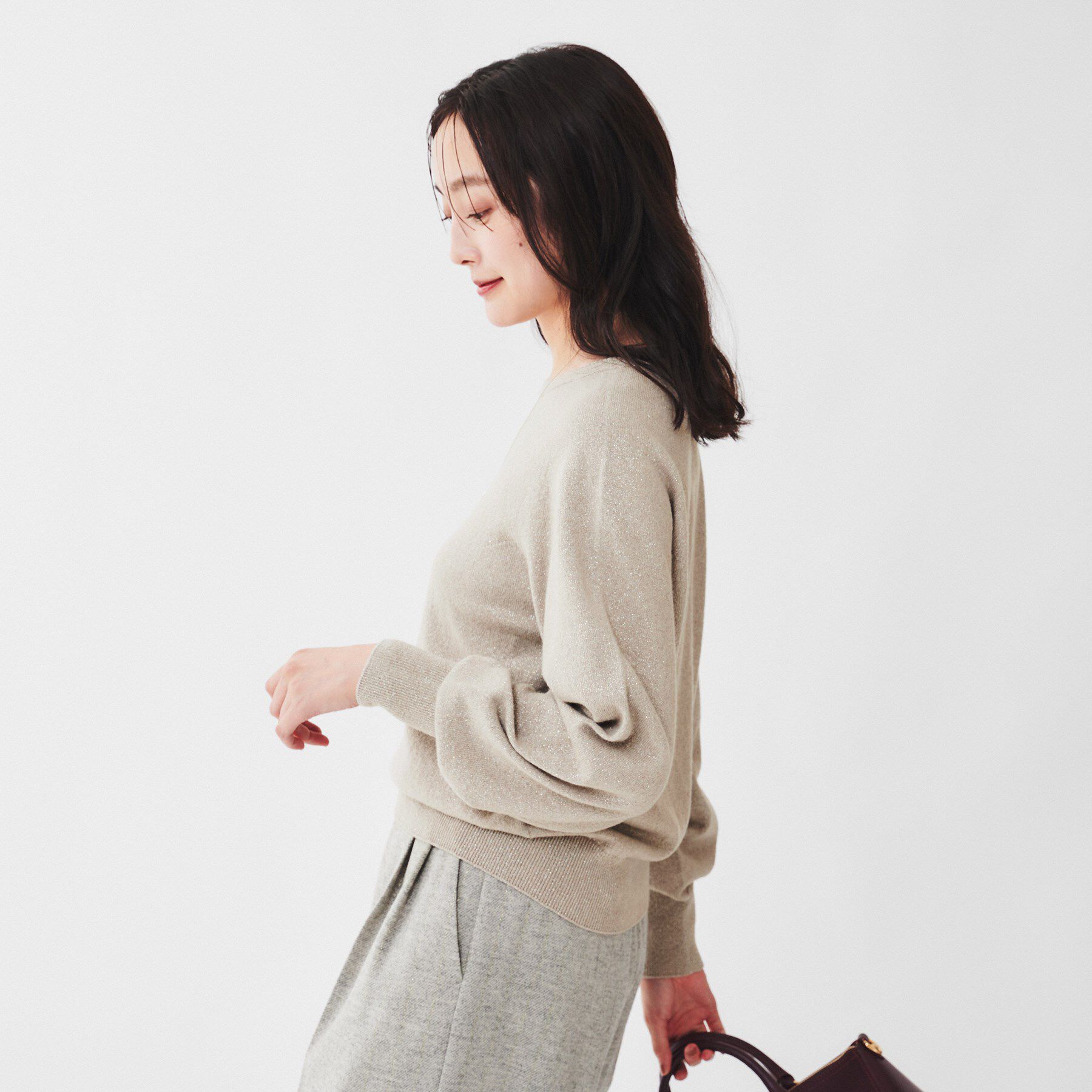 UNTITLED「【日本製/オンオフ使える】ラメ混パフスリーブプルオーバーニット」|ニット・セーター|