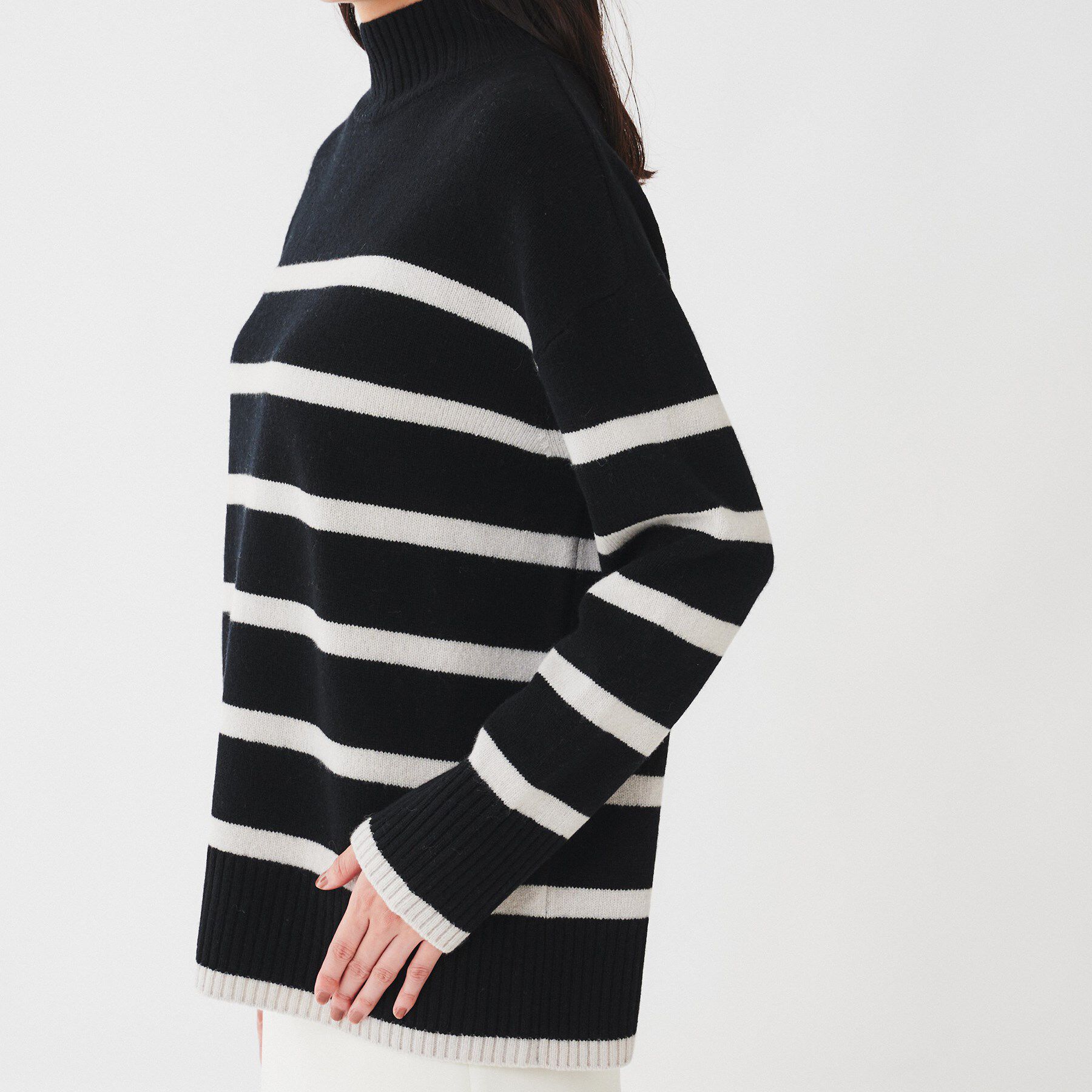 UNTITLED「ラムウールカシミヤ ボトルネックプルオーバーニット」|ニット・セーター|