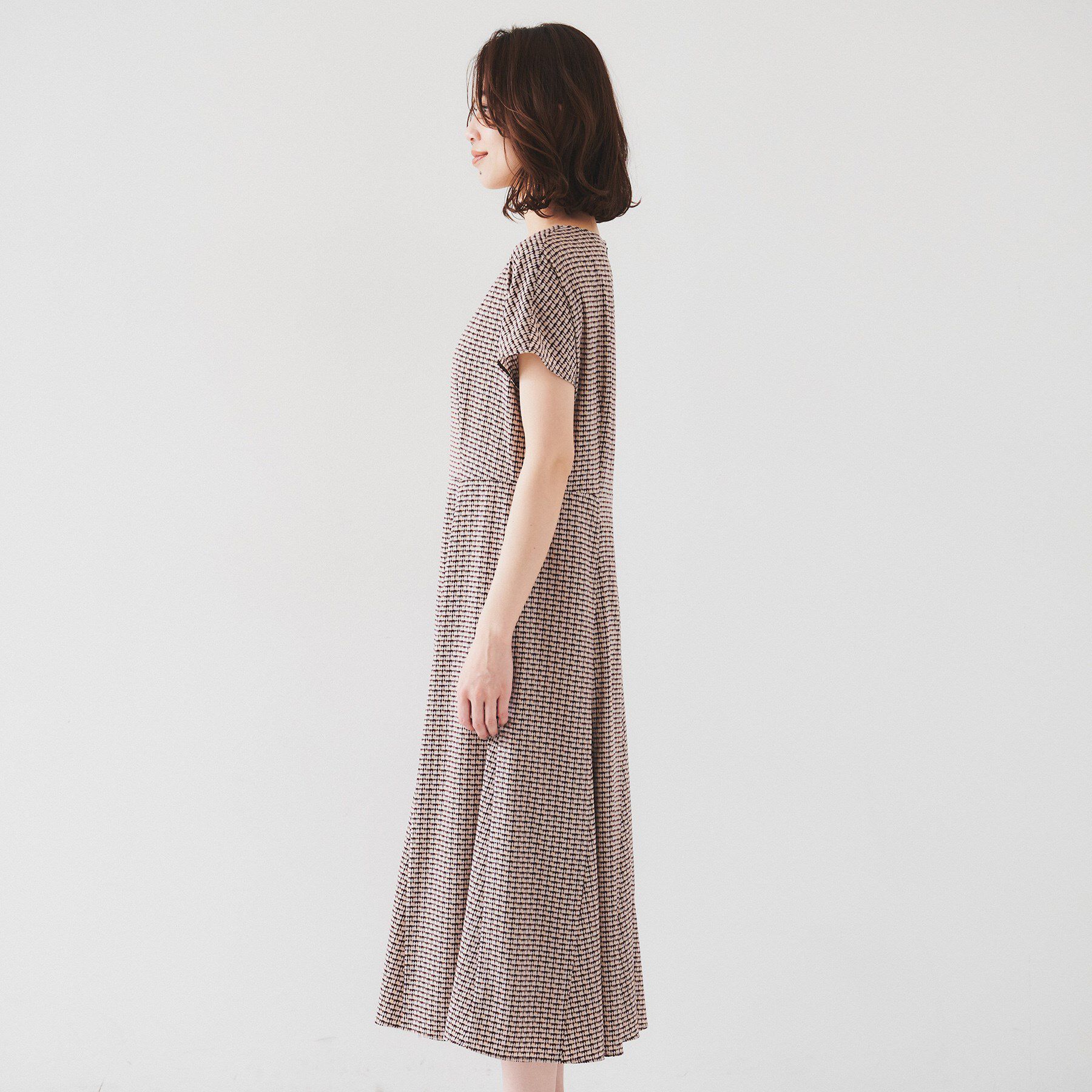 UNTITLED「【きれいめ/洗える/夏ワンピ】ジオメトリック柄ワンピース」|ワンピース|