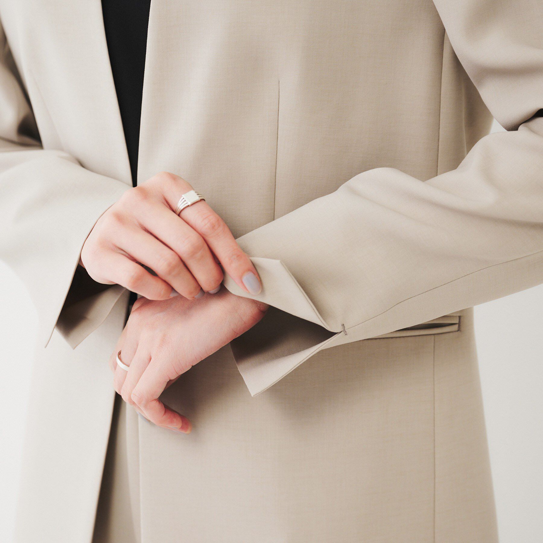 UNTITLED「【通勤スーツ】ライトウェイト カラーレスジャケット」|ノーカラージャケット|